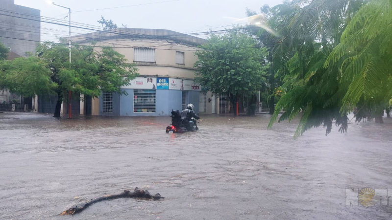 Intensa actividad eléctrica y 67 milímetros de lluvia desde la madrugada