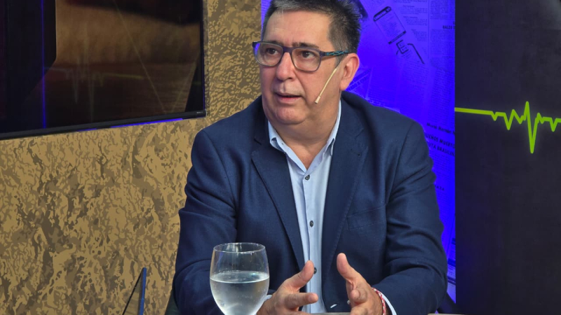 Gustavo Martínez: "Ni Capitanich, ni Peppo ni yo tenemos que ser candidatos"