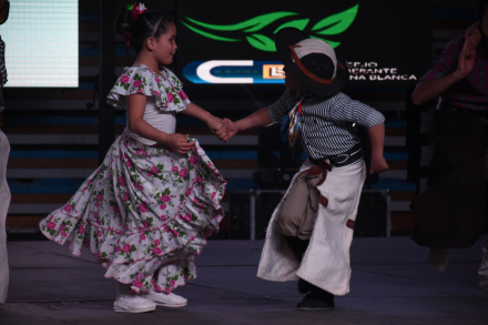 Baila Formosa en Laguna Blanca (5)
