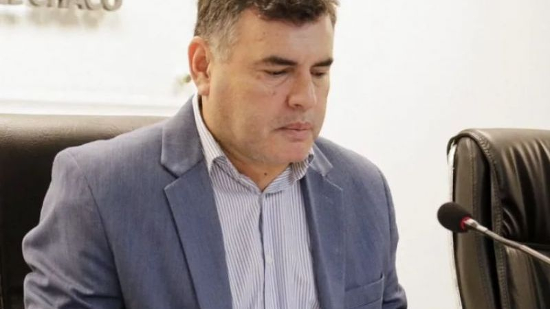 Alejandro Aradas: "Como intendente habría escuchado el reclamo de miles de vecinos"