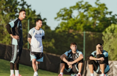 Scaloni ajusta detalles y apuesta a los amistosos para definir el equipo
