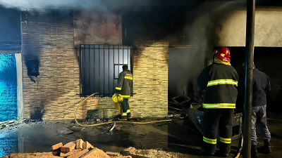 Un incendio destruyó gran parte de una panadería y provocó importantes pérdidas materiales