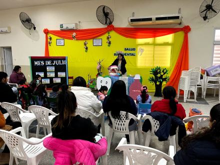 Charla - taller salud bucal Cs María Luisa Espinoza (4)
