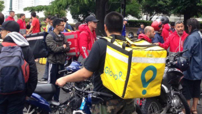 Repartidores de apps atrapados entre el trabajo y el crédito exprés