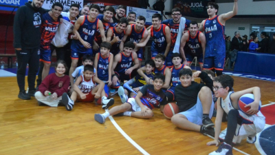 Villa ganó de local y dejó el clásico para una noche decisiva