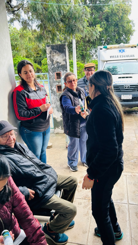 Jornada de atenciones en el Km 100 (5)