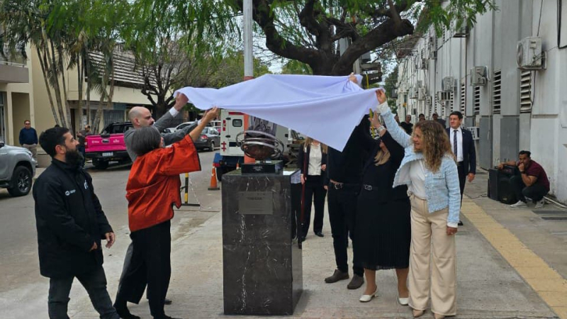 El STJ acompañó la inaguración de la obra Origen de Kike Yorg
