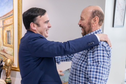 Gildo Insfrán mantuvo una reunión de trabajo con el intendente de Empedrado3