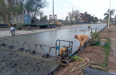 Etapa final de la pavimentación de avenida Caseros en Charata