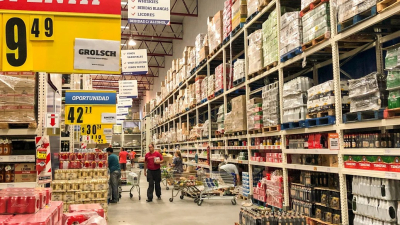 La inflación mayorista fue de 0,8% en julio y el presidente celebró en redes