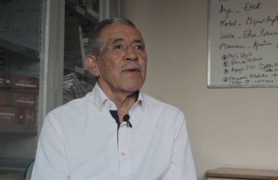 Paraguay distingue a Félix Eladio Fernández por una vida dedicada a la lengua guaraní