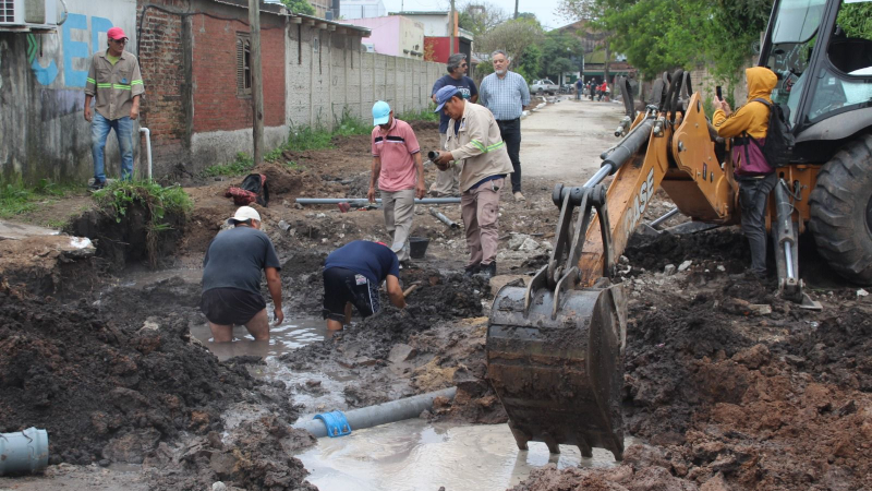 Sameep avanza con el diagnóstico y reparación de la red de agua en Puerto Tirol