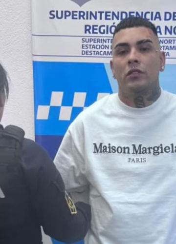 Detuvieron al cantante Callejero Fino con un arma de guerra ilegal