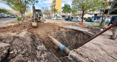 Los trabajos que restan luego de la reparación del caño centenario sobre avenida Las Heras