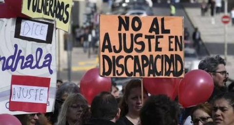 El Gobierno busca eliminar la atención a los discapacitados