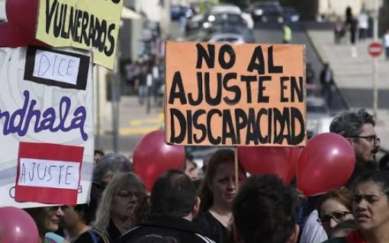 El Gobierno busca eliminar la atención a los discapacitados