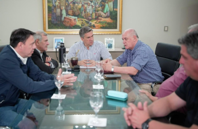 El intendente de Campo Largo sumó su respaldo al oficialismo