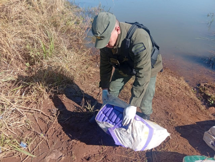 800_kilos_marihuana-_rio_parana-_esc_10_eldorado_4