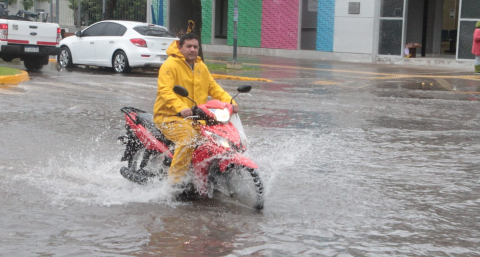 Una lluvia tranquila puso a prueba los desagües de Resistencia