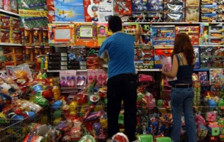 Prohíben la venta de juguetes Pinch Family