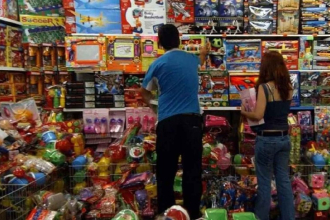 Prohíben la venta de juguetes Pinch Family