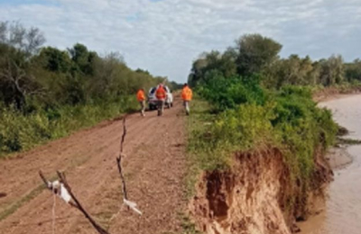 El Bermejo también crece, con defensas al borde del colapso