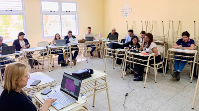 Revisan y actualizan carreras de formación docente aprobadas en 2014