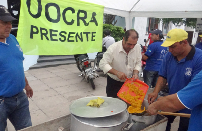 La Uocra al borde de otra olla popular: 10.000 obreros sin trabajo en el inicio del año
