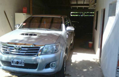 Tenía una flota de autos de alta gama, pero cobraba un subsidio del Estado