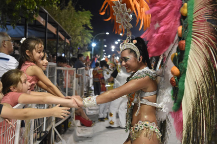 CARNAVAL.jpg