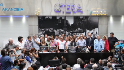 Los docentes paran mañana en todo el país