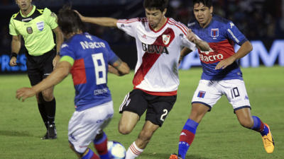 River venció a Tigre y se acercó a la punta