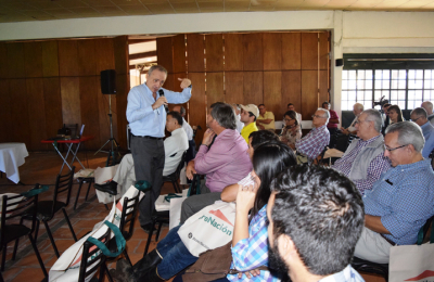 Unos 630 animales van a remate en el cierre de la mayor exposición de búfalos de Latinoamérica