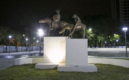 plaza.jpg