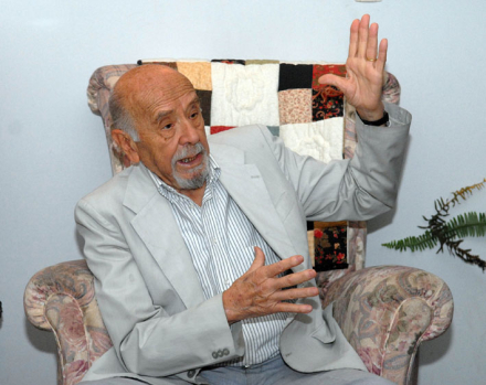 leal.jpg
