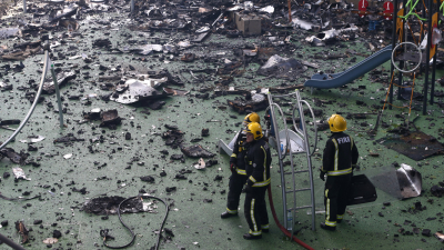 "Agitaban los brazos desde la ventana" cuenta una sobreviviente del incendio de Londres