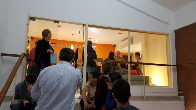 Protesta en la UNNE: padres y alumnos reclaman por los exámenes de ingreso a medicina