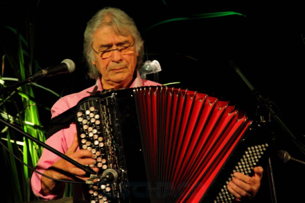 raul barboza.jpg