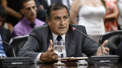 Ángel Rozas renunció a la presidencia del interbloque de Cambiemos en el Senado