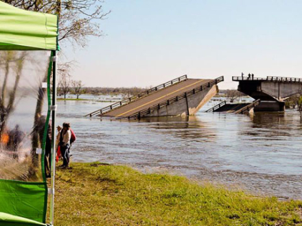 puente roto.jpg