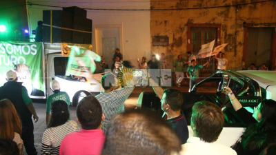 Ventaja para el oficialismo por la gobernación de Corrientes