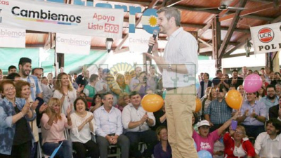 En su visita a la provincia, Marcos Peña brindó respaldo a Ayala y Terada