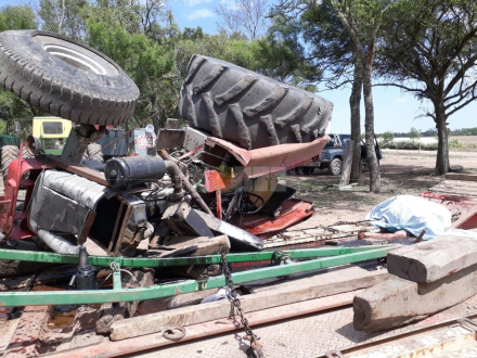 58muerto tractor.jpeg