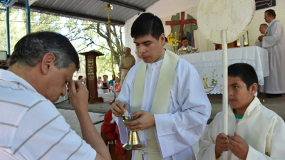 Mesón de Fierro veneró a la Virgen de la Laguna, patrona del sudoeste