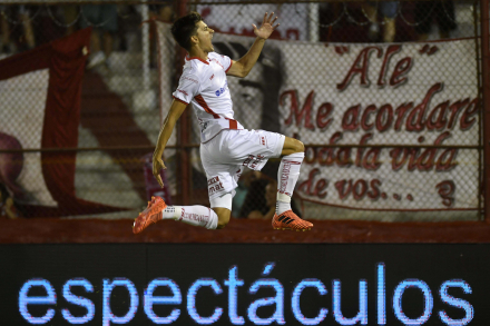 28-01-2018_buenos_aires_huracan_se_impone (1).jpg