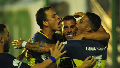 Sin lucir, Boca superó a Banfield y estiró a nueve puntos la diferencia en la punta