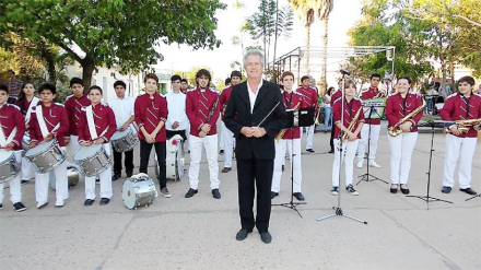 banda 3.jpg