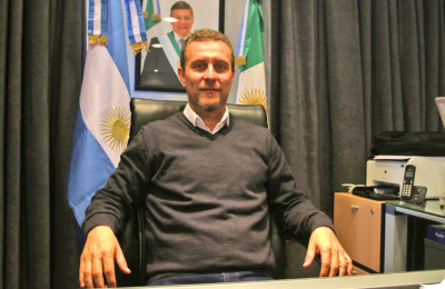 Fabián Echezarreta informó que esta semana se notificó del juicio político