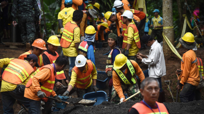 Tailandia: niños atrapados en la cueva podrían pasar meses allí