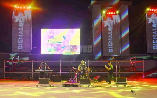 <p>Bienal Rock </p>
<p> </p>